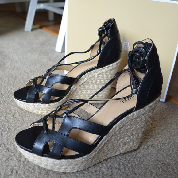 MICHAEL KORS Lace Up Platform Wedge Sandals - Picture 7 of 8